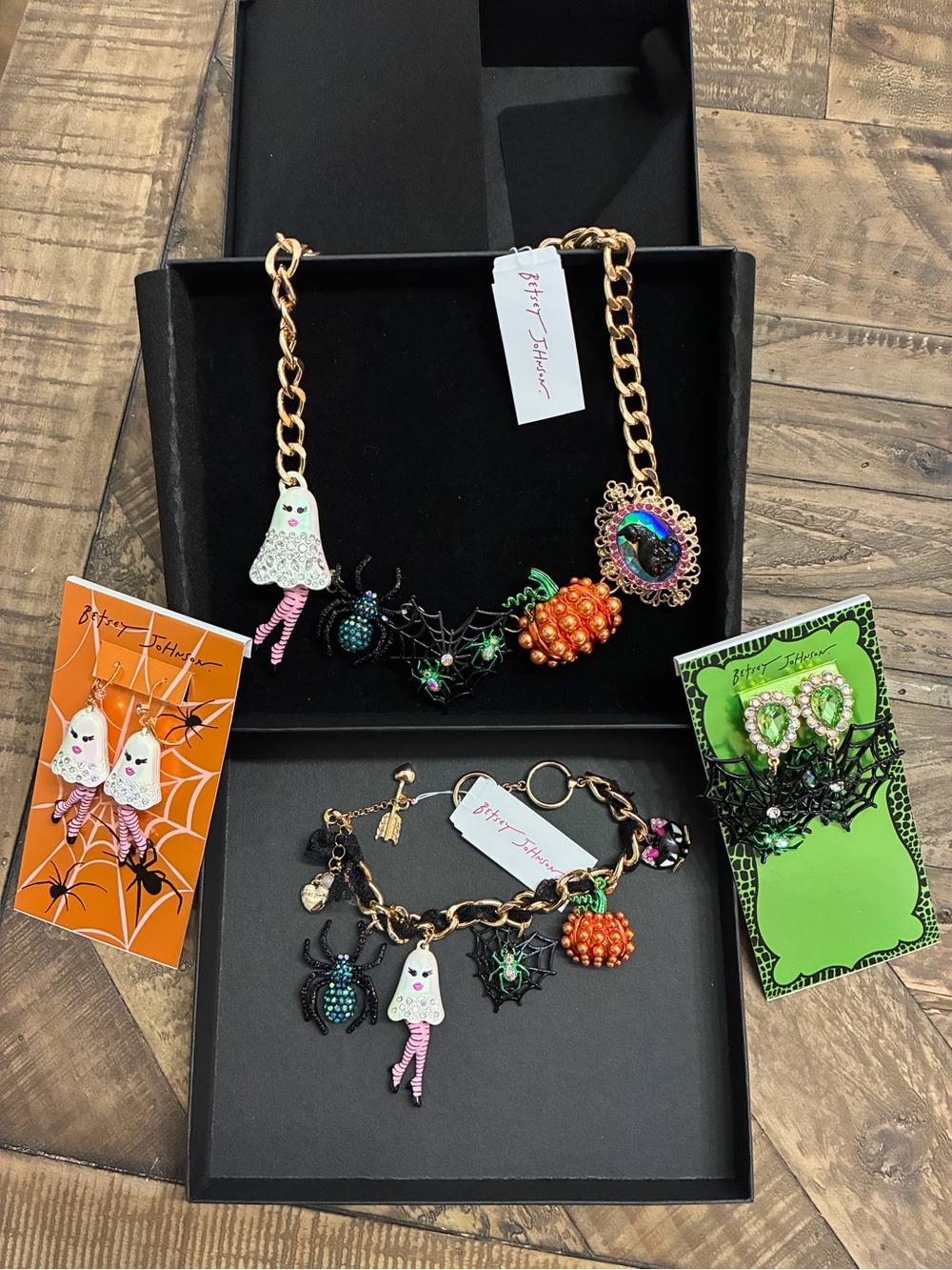 Betsey Johnson “Boojee” Halloween Jewelry Collection-Necklace Bracelet Earrings